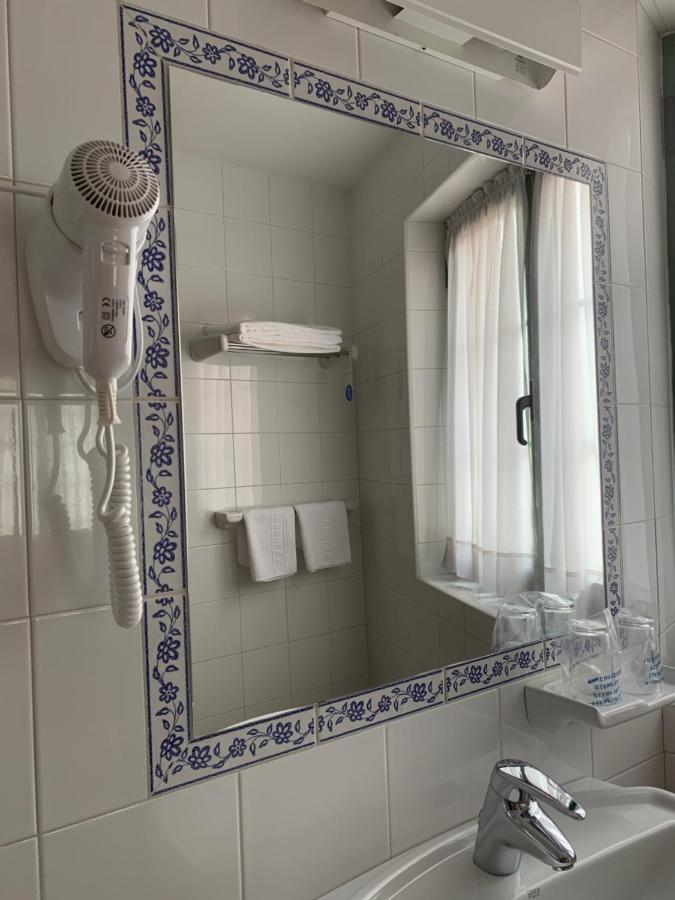 Hotel Villa De Cabrales Arenas De Cabrales Zewnętrze zdjęcie